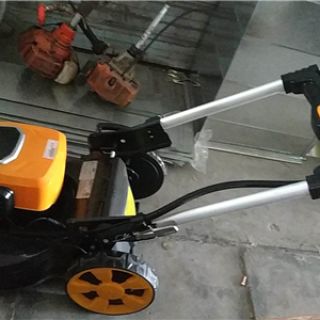 82V5AH鋰電池草坪機(jī)，20寸加厚鋼底盤，帶自走功能，靜音環(huán)保高效
